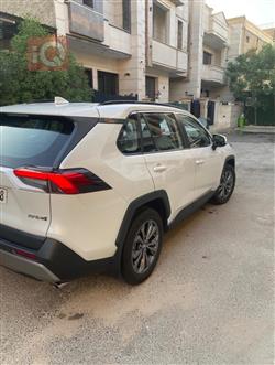 تويوتا راف 4